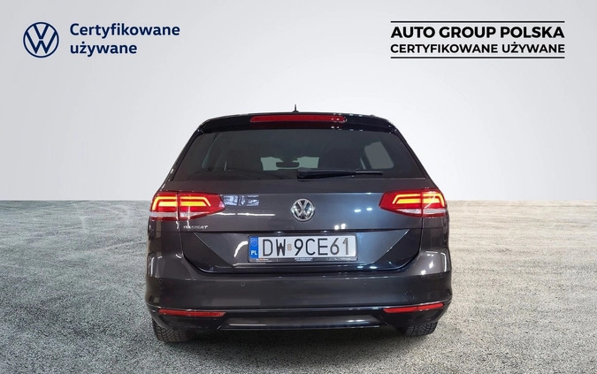 Volkswagen Passat cena 66900 przebieg: 187913, rok produkcji 2019 z Ostroróg małe 379